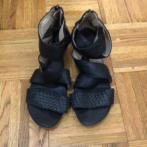 Alexandre Birman black sandals